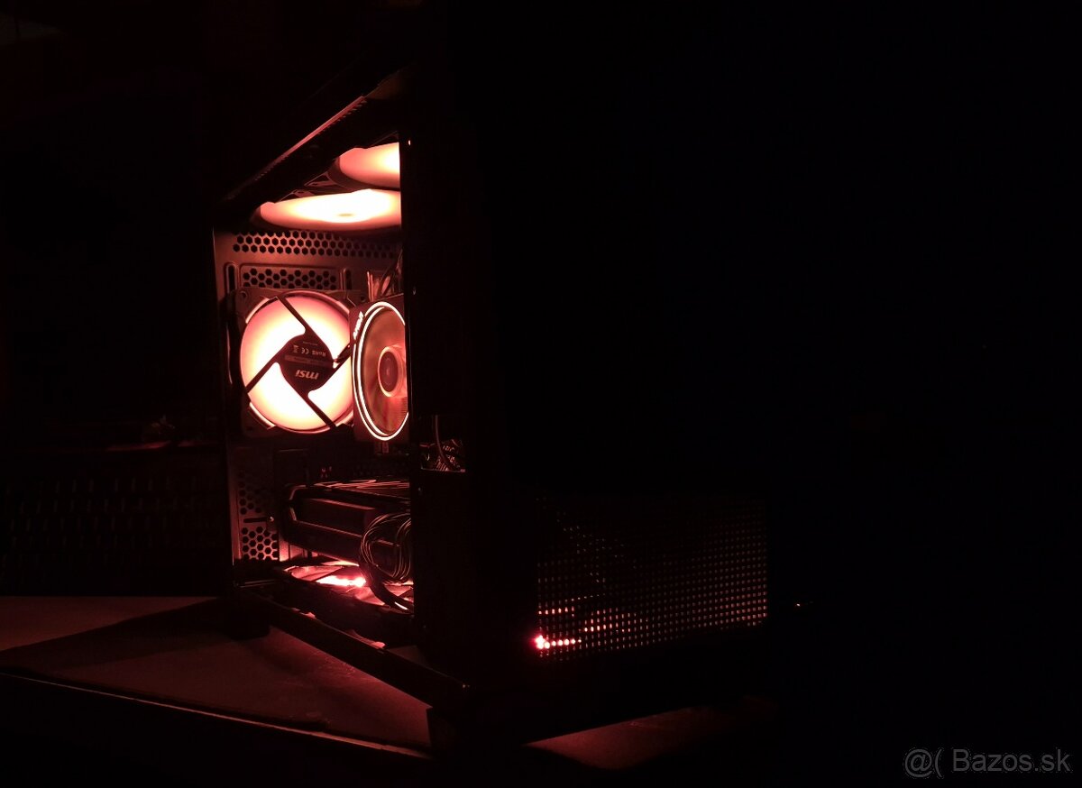 Herný PC /hotrod/ AMD Ryzen 5 RX 6700XT 1 tb ulozisko - 4