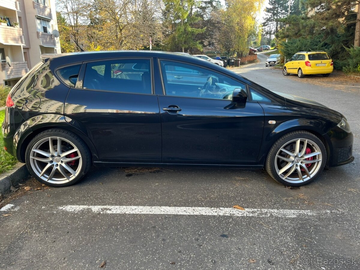 SEAT Leon Cupra R - 4