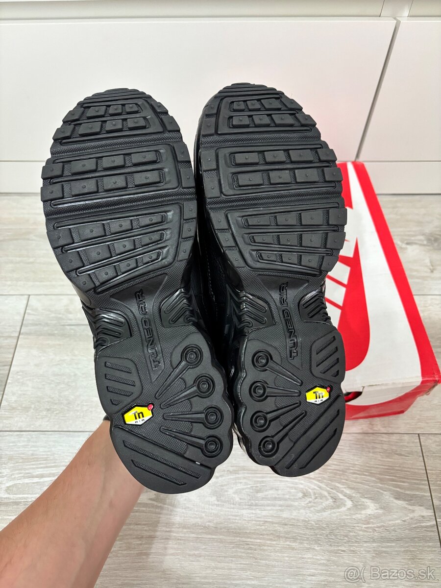 Nike air max plus 3 leather black - 4