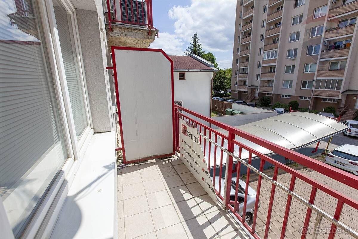 Prenájom komerčného priestoru (kancelárie) - 4