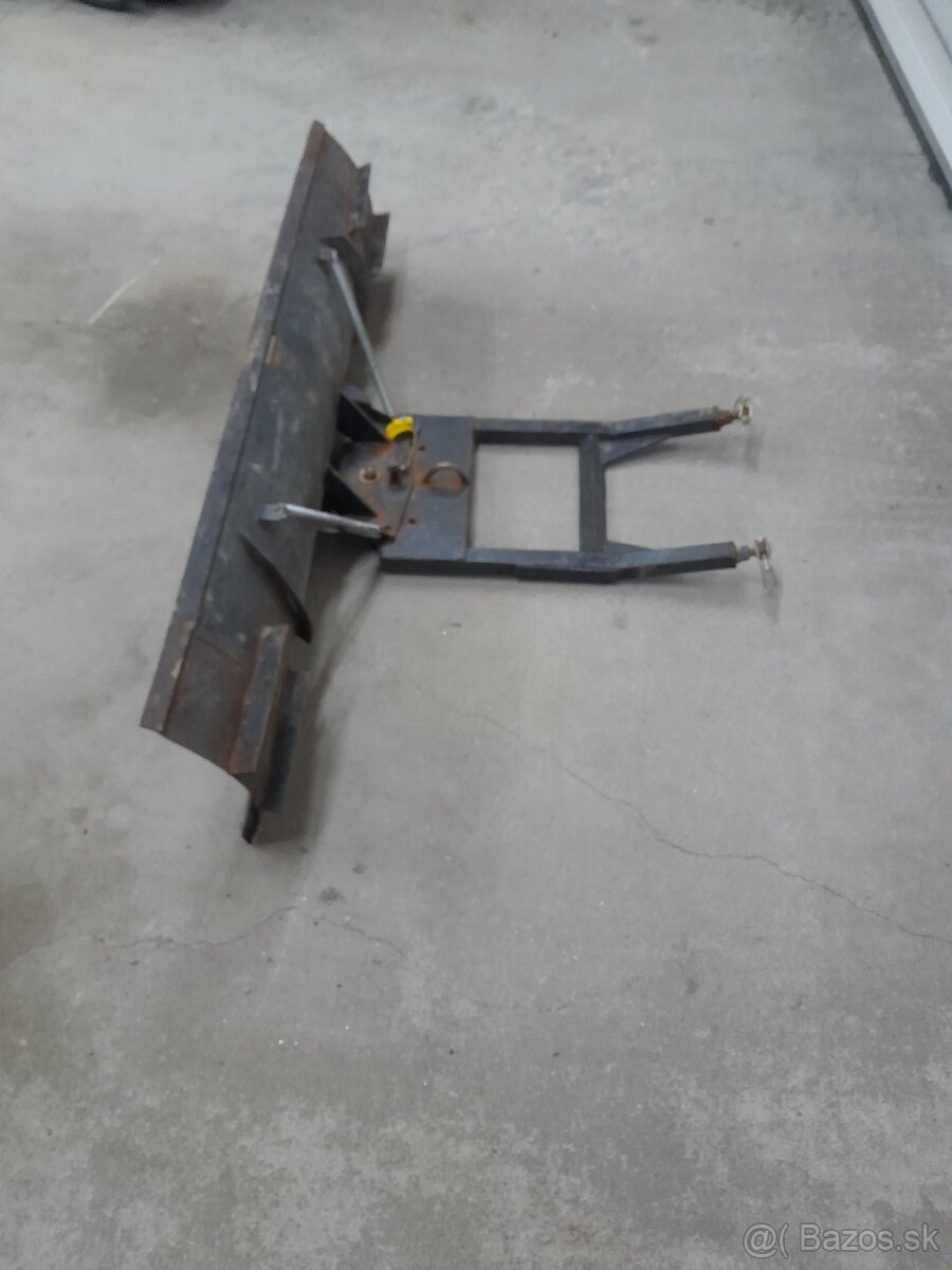 Snezny pluch na stvorkolku