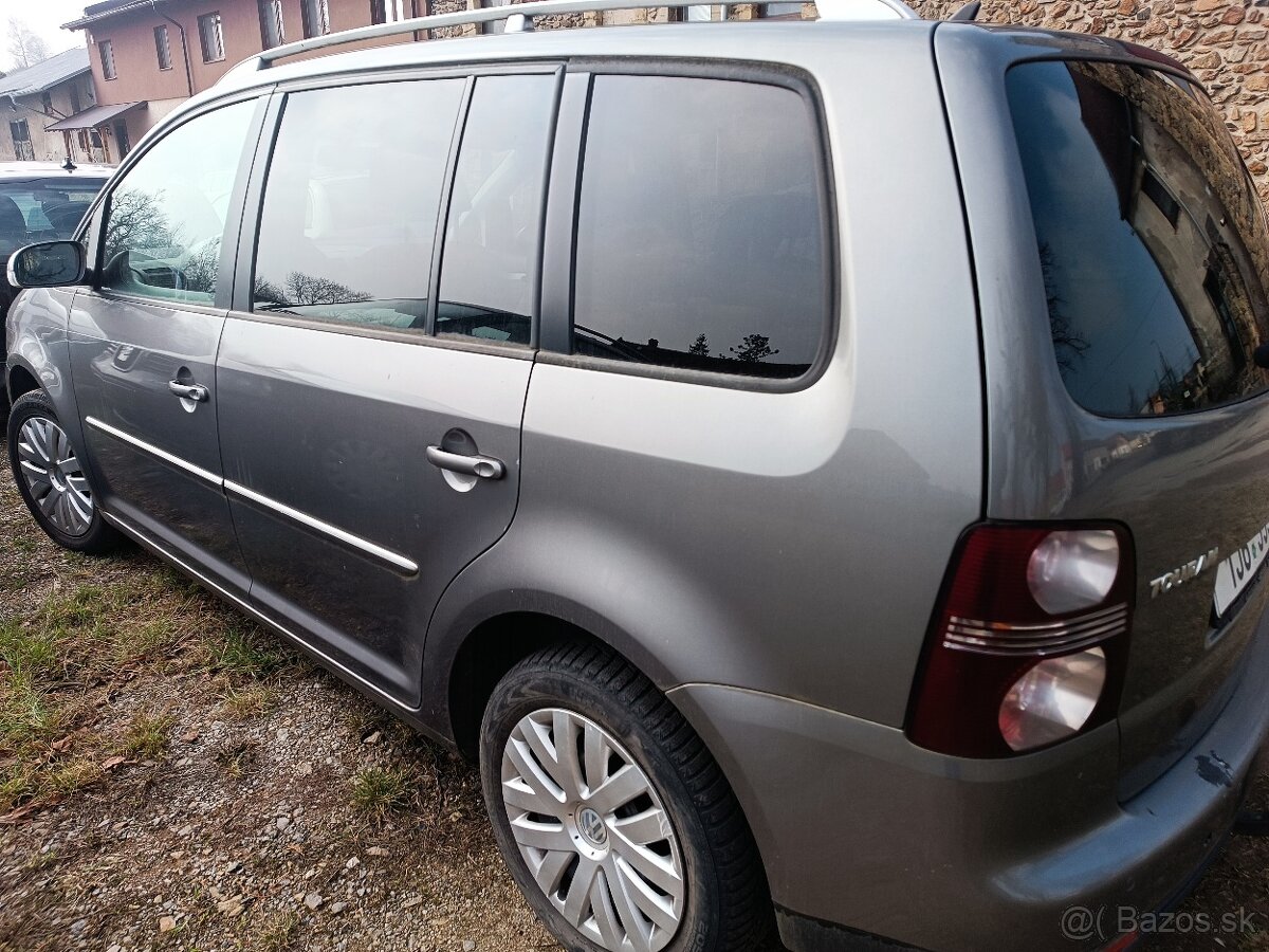 VW Touran 2.0TDI 125kW BMN r.v.07 - náhradné diely - 4