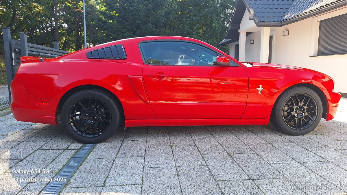 FORD MUSTANG 3.7 PREMIUM AUTOMAT KOURZ - 4