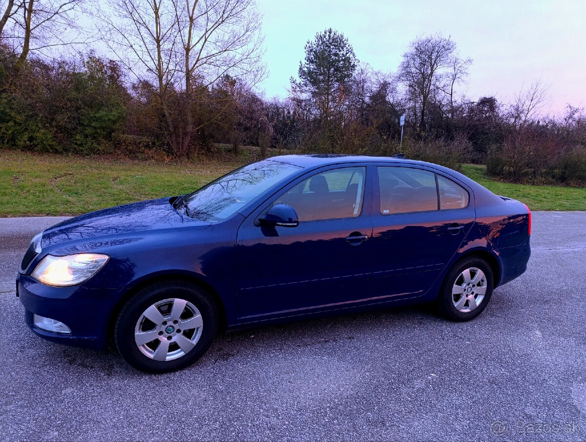 Škoda octavia 1,6TDI Elegance 2013
- 4