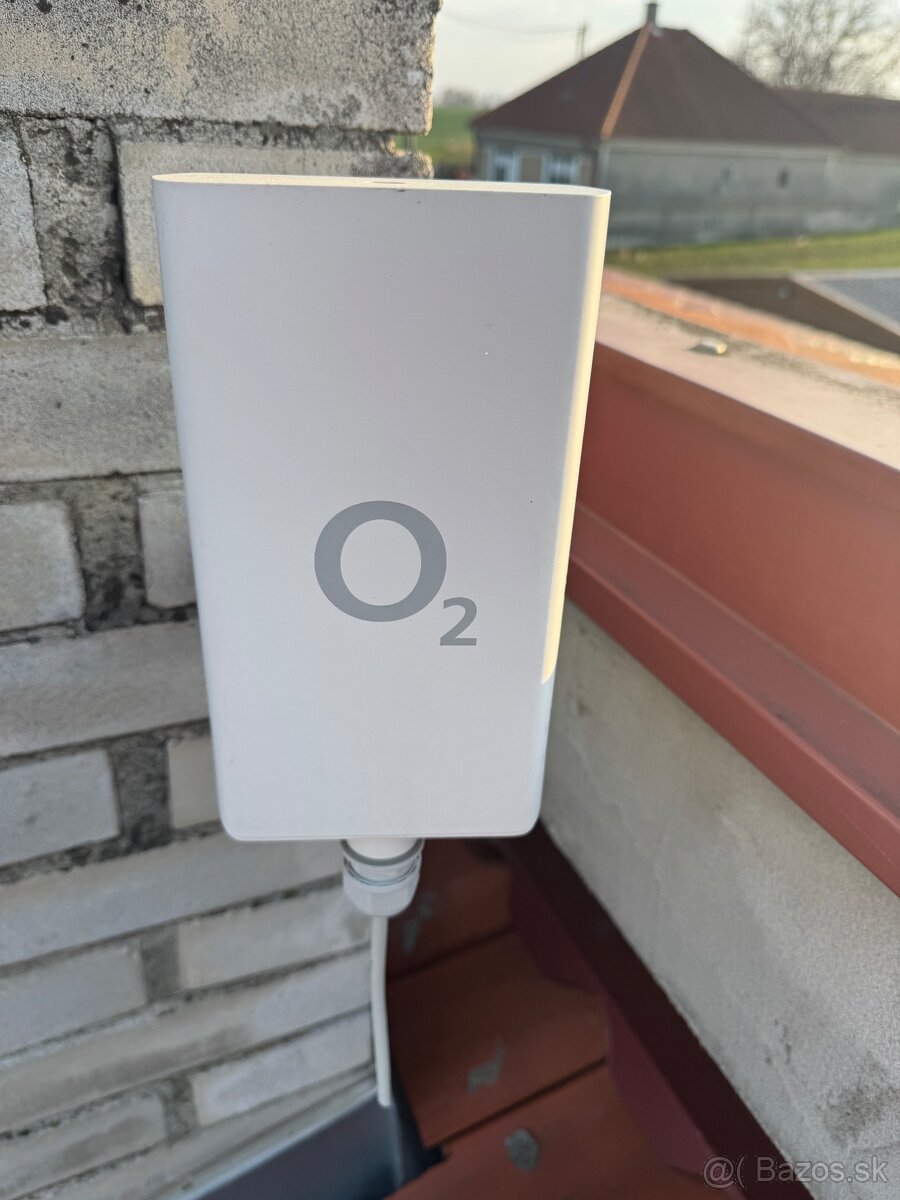 O2 5G Antena Zyxel NR7303 + wifi router - 4