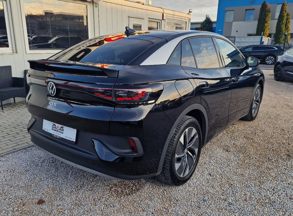 VW ID.5 PRO PERFORMANCE, FULL LED, PANORÁMA, SOH: 93,4% - 4