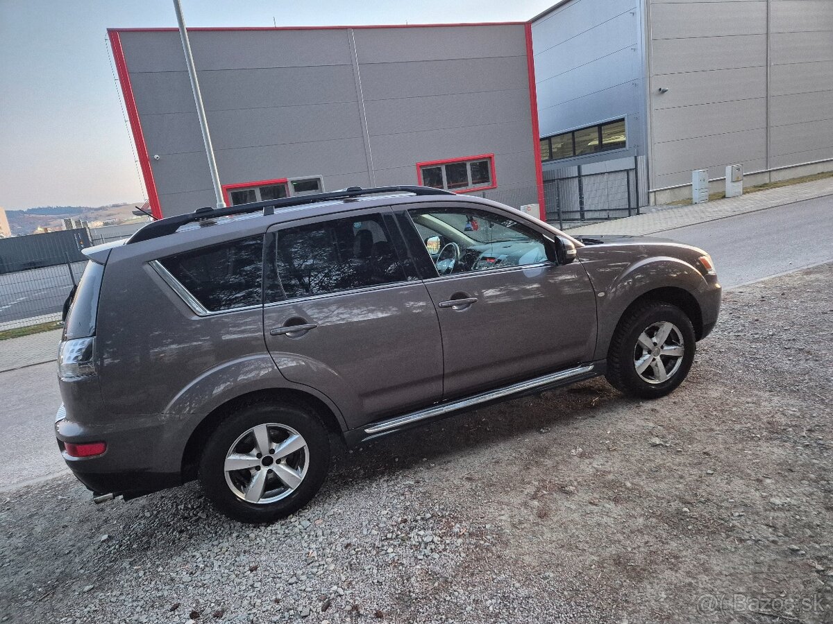 Predám Mitsubishi Outlander 2.2 130 kw - 4