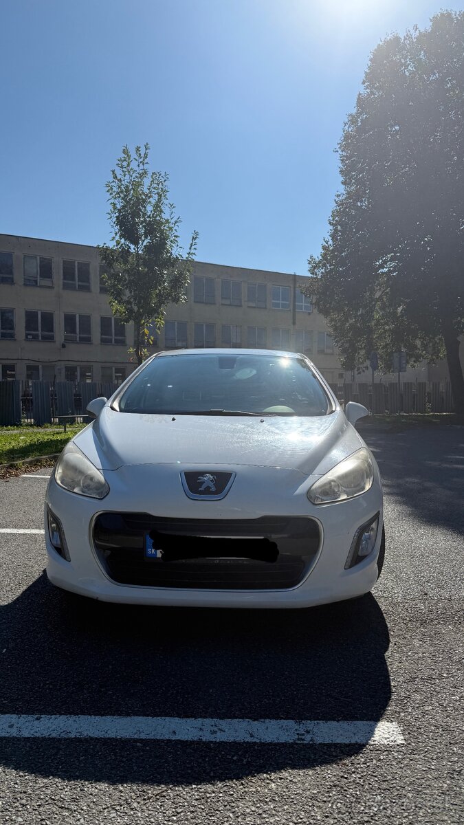 Peugeot 308 1.6HDI - 4