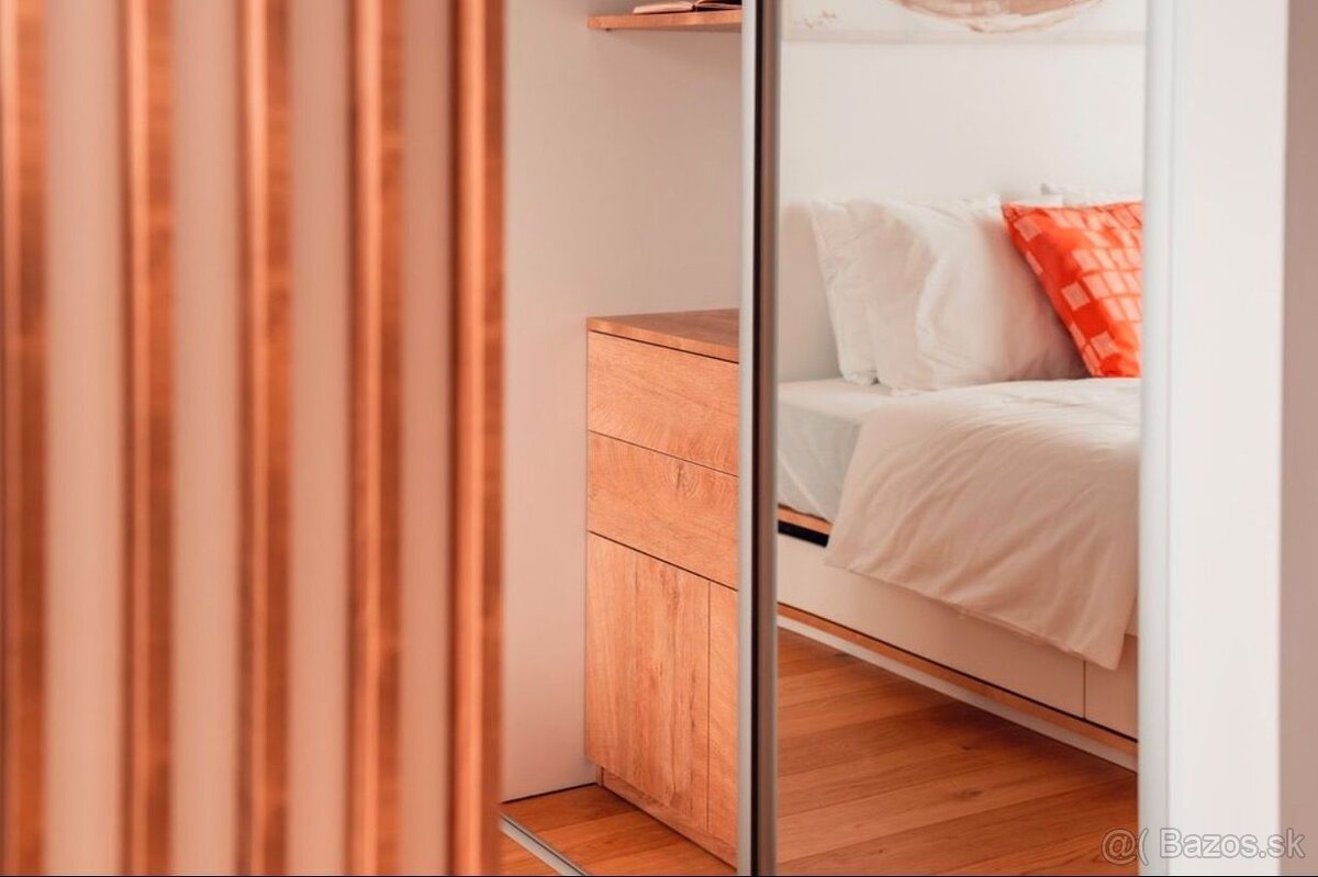 1,5 izbový byt komplex Vydrica , ul.Žižkova, Bratislava I TO - 4