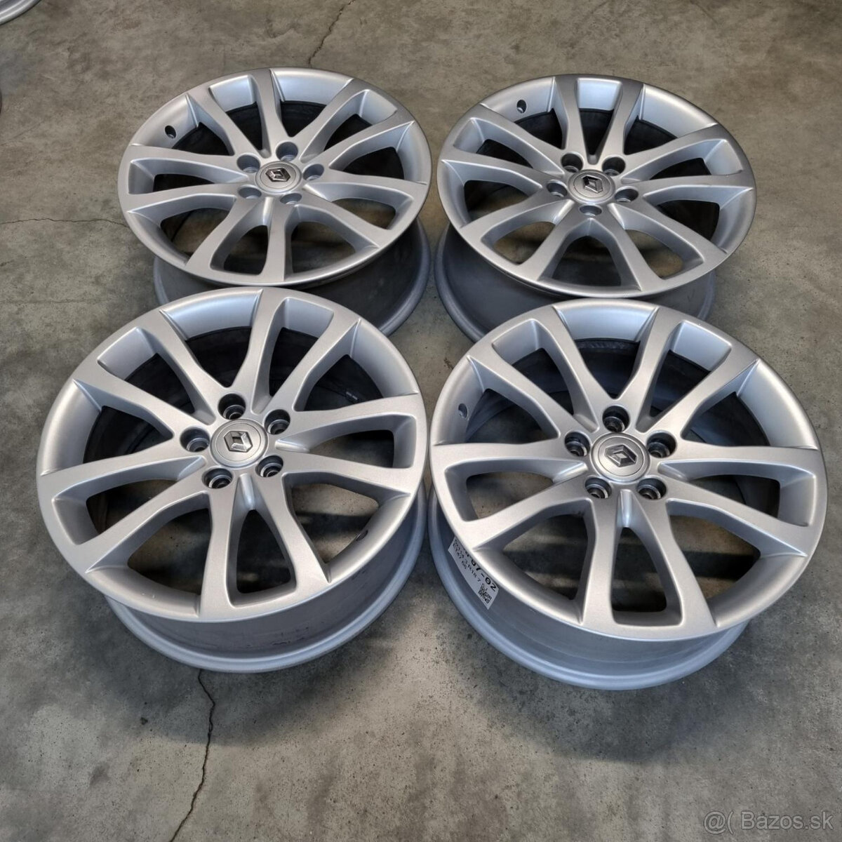 Hliníkové Renault disky 5x114.3 R18, 7,5J ET47 - 4