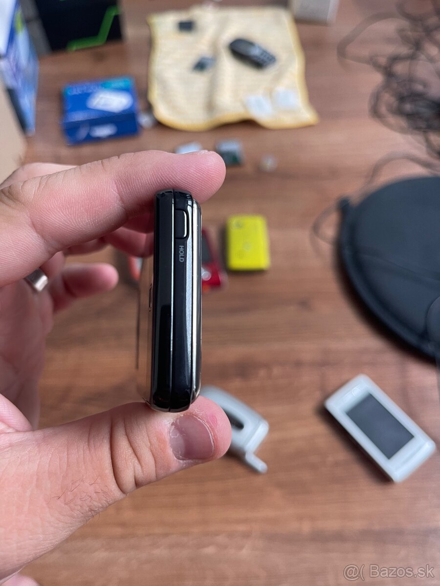 Samsung SGH F-480i Raritka, DARČEK - 4