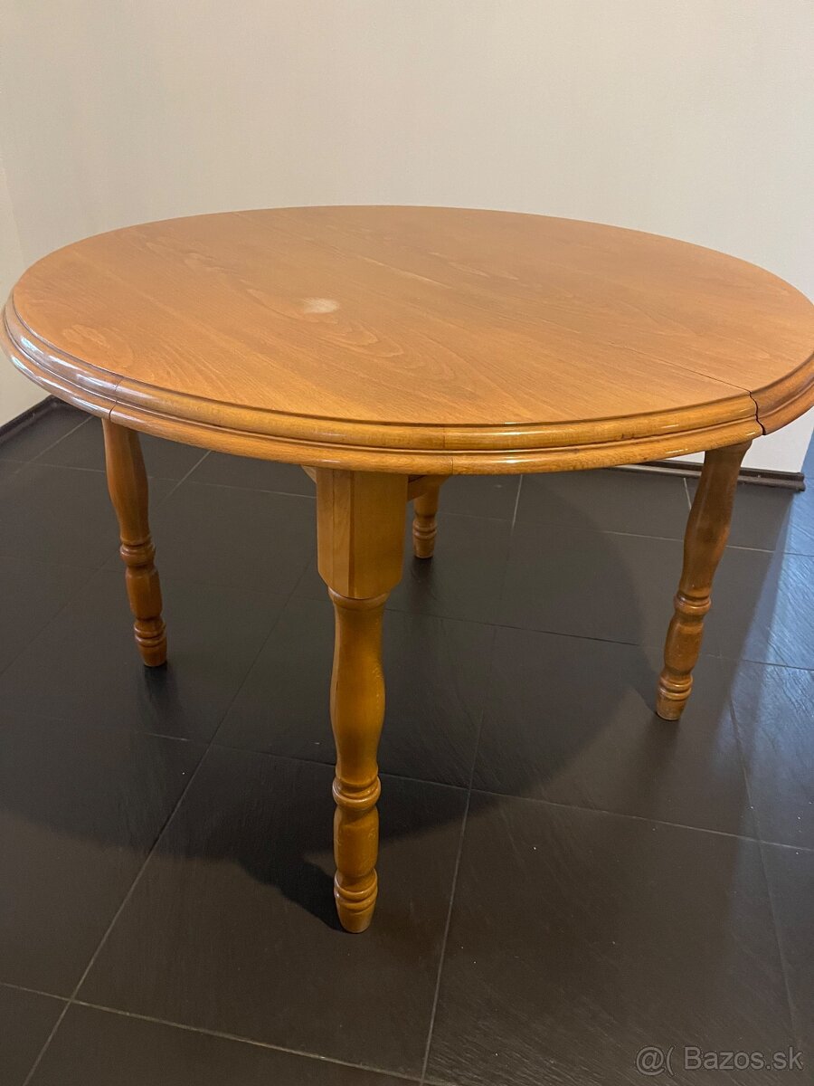 Jedálenský stol - 4