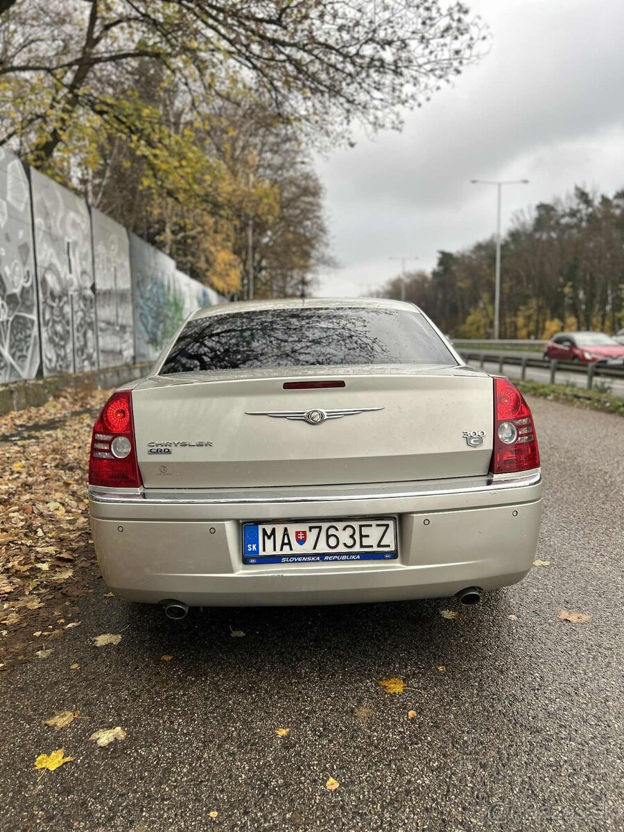 Chrysler 300c 3.0crd - 4