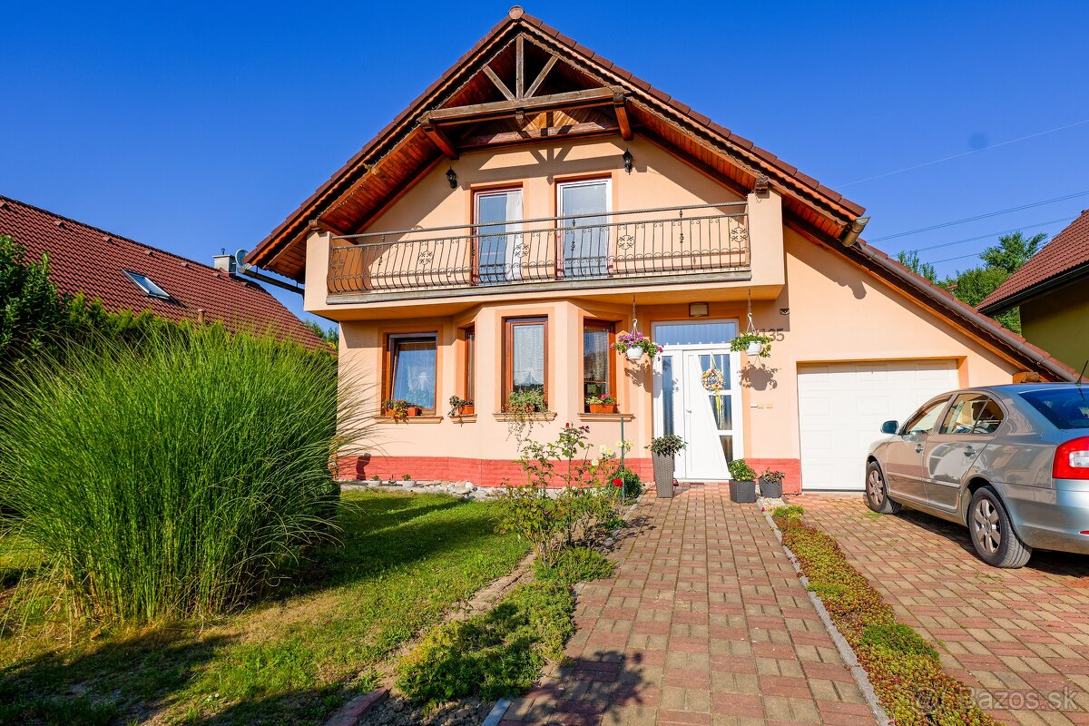 Unikátna ponuka rodinného domu s futbalovým ihriskom a ve - 4