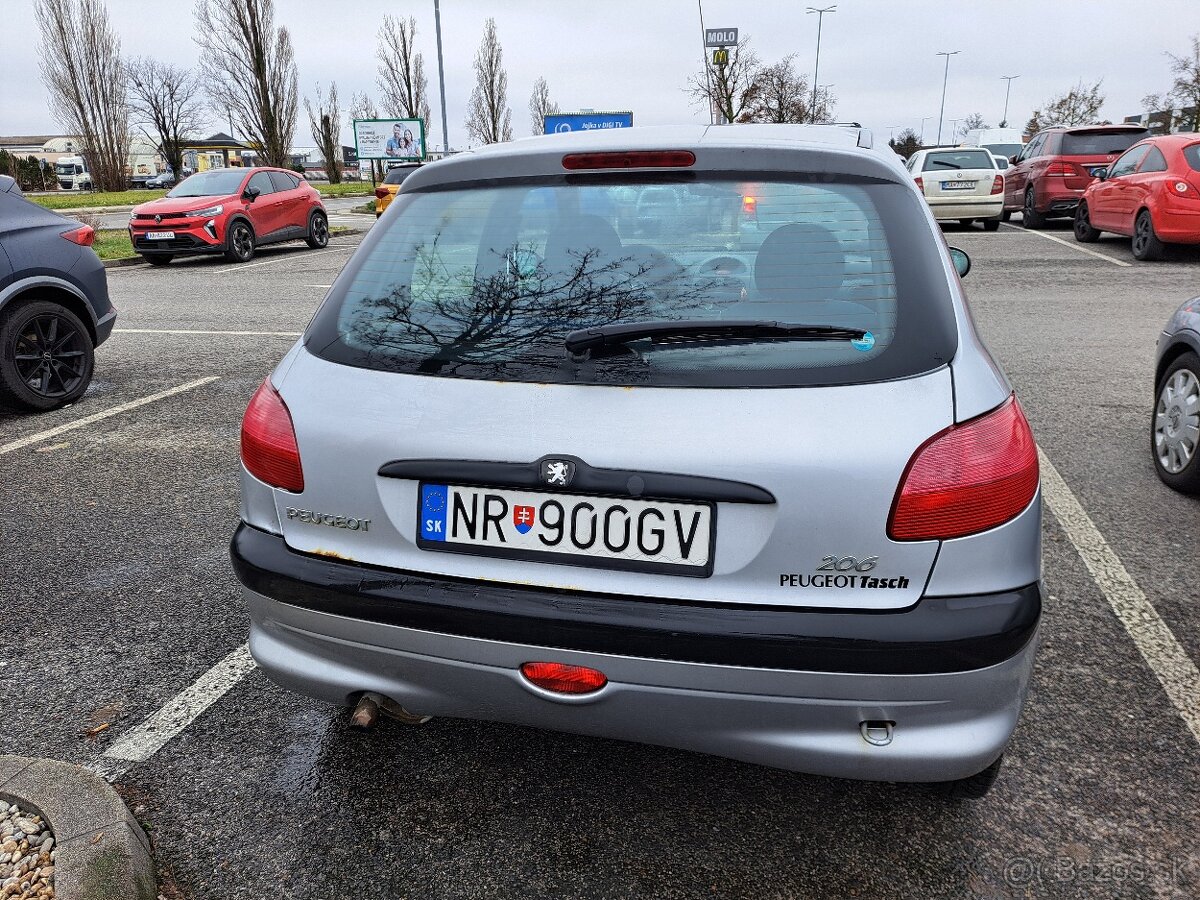 Peugeot 206 - 4