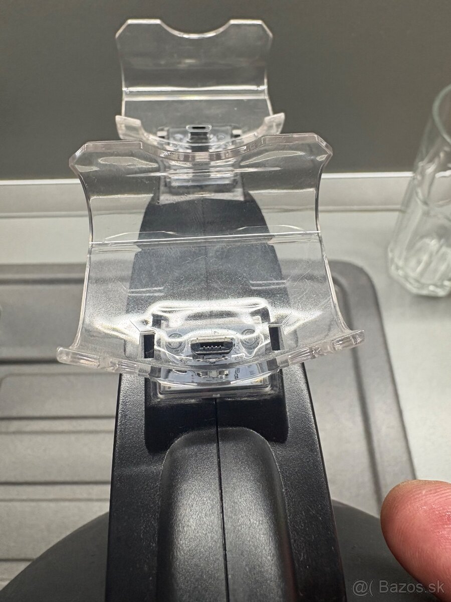 Stojan na PlayStation joystik - 4