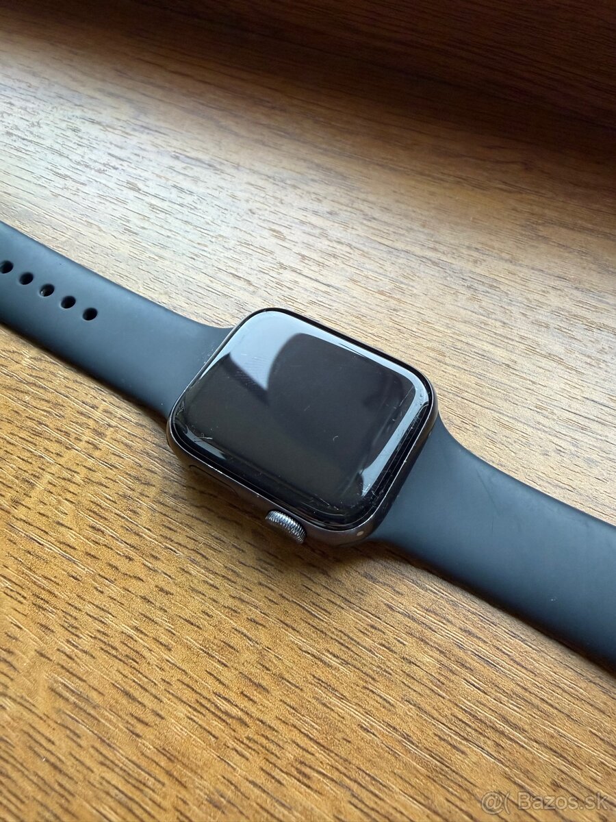 Apple Watch SE 40mm - 4