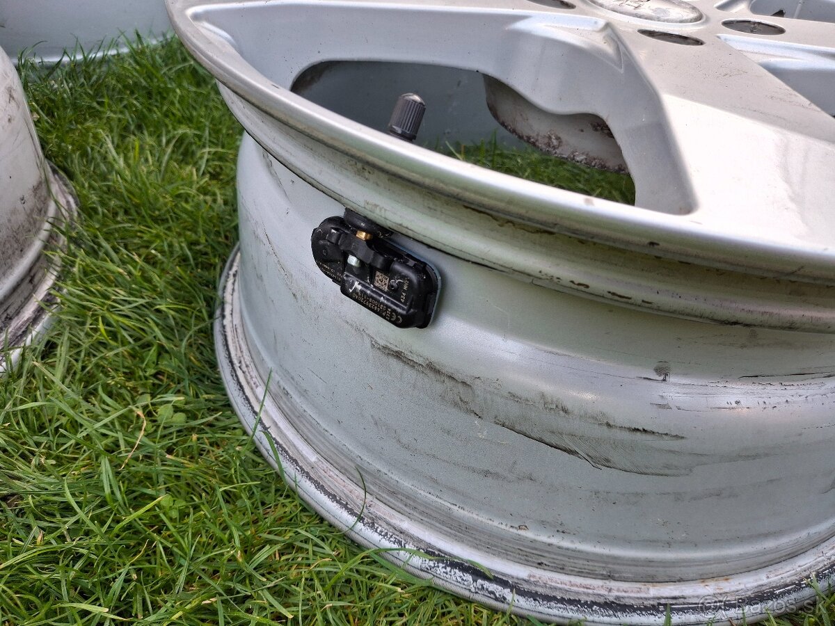 17" ALU 5x112 VW Tiguan a iné + 215/65 r17 7mm TOP - 4