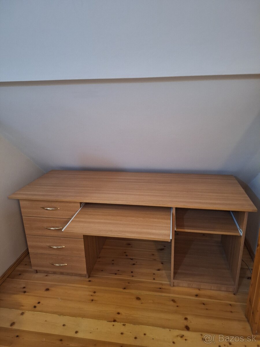 písací stôl a stolička - 4