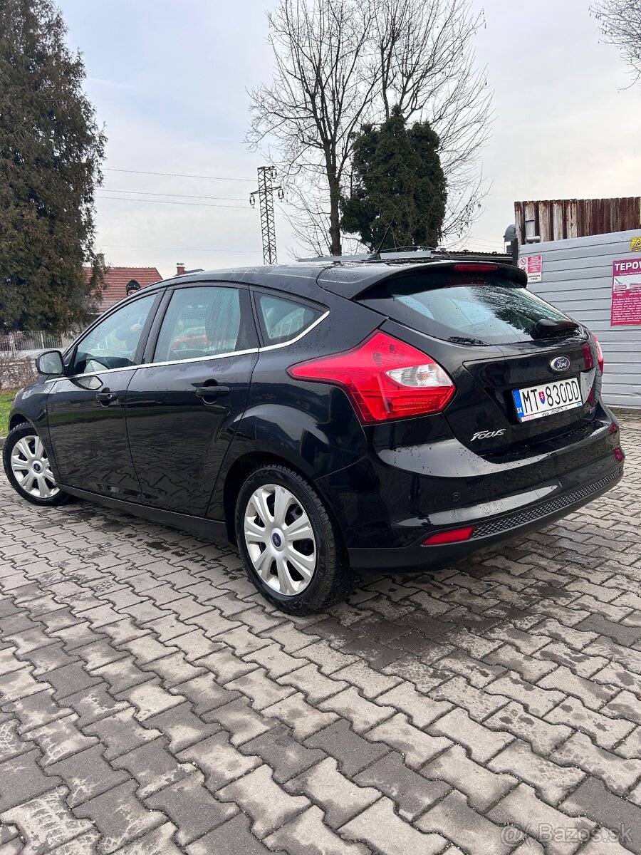PREDÁM - FORD FOCUS - 4