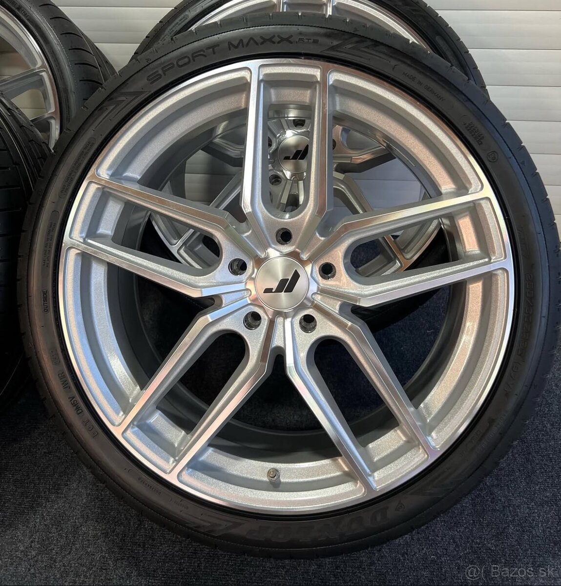 Japan Racing JR25 8.5x20 5x112 - 4