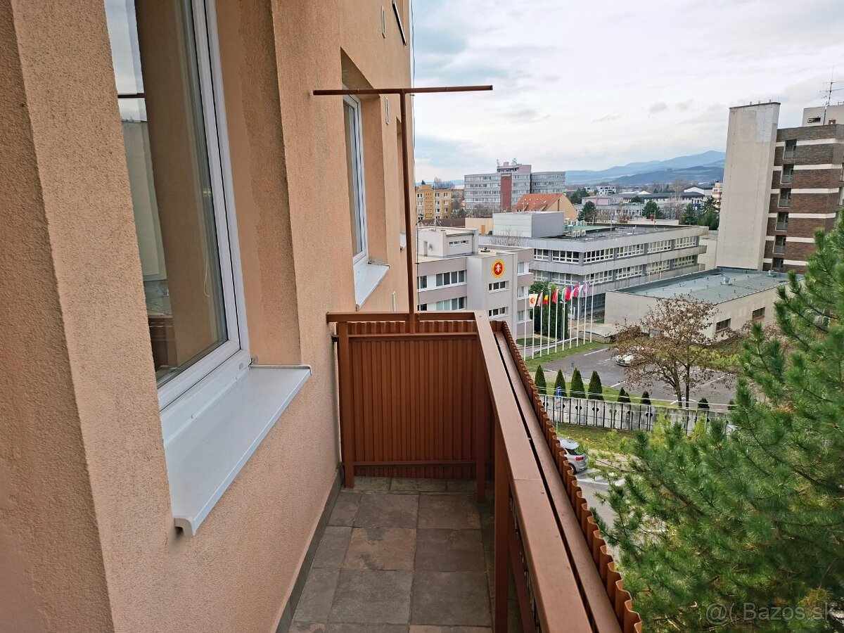 Priestranný 3 izbový byt TN - Partizánska, 79 m2 - 4