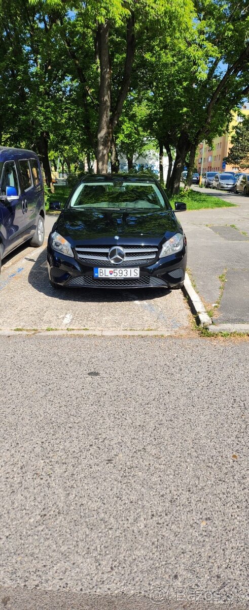 MERCEDES-A HATCHBACK - 4