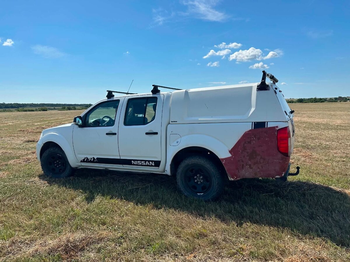 Predám nissan navara D40 - 4