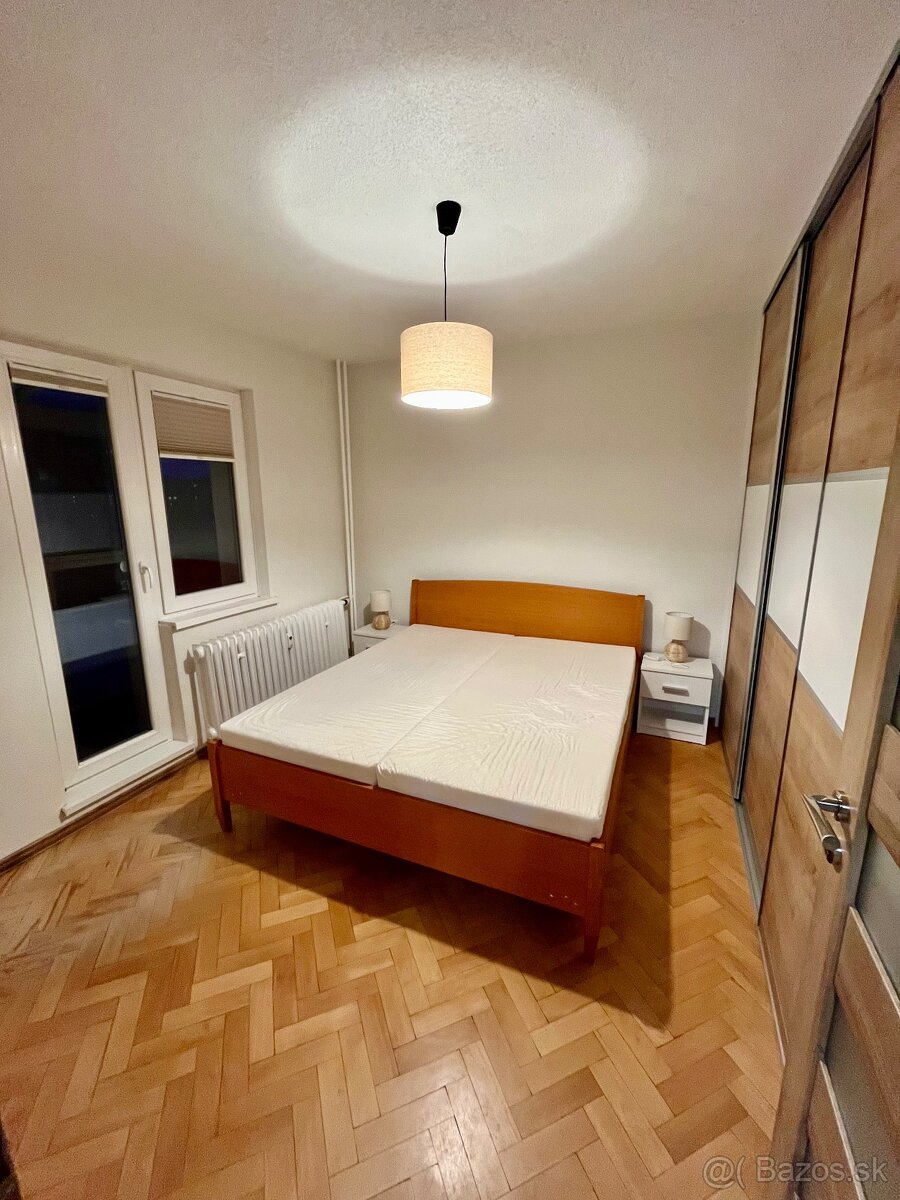 Ponukam na prenájom 3i byt - 4