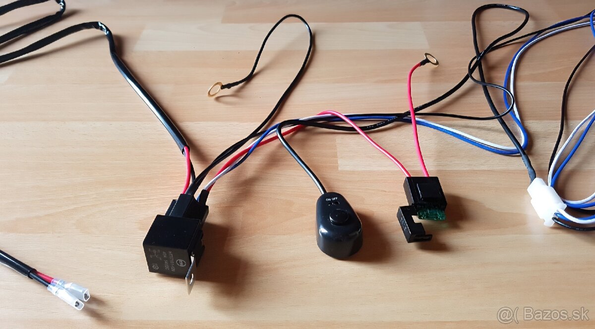 Kabeláž na led rampy - svetla
- 4