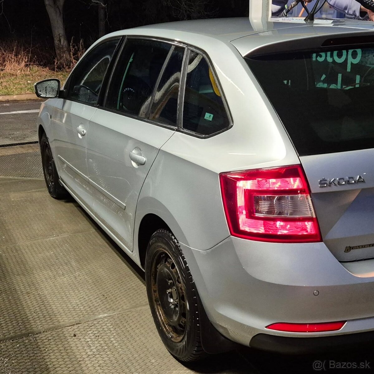 Škoda rapid spaceback 1.2 2015 - 4