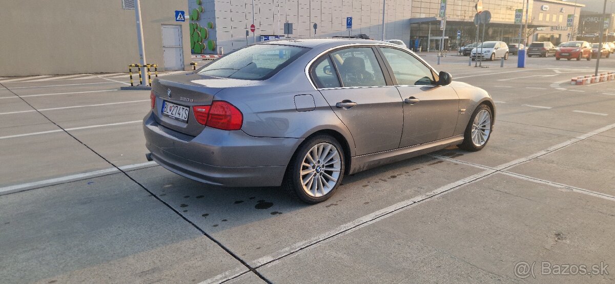 BMW E90 320d Xdrive - 4