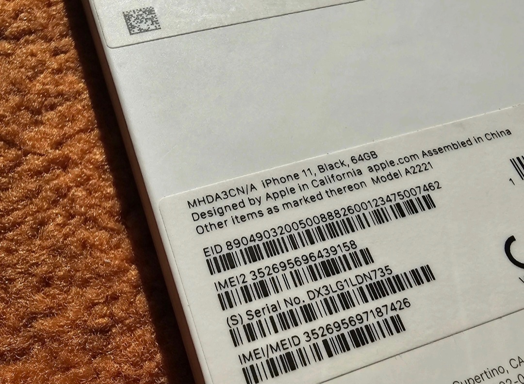 iPhone 11 64gb original krabica box - 4