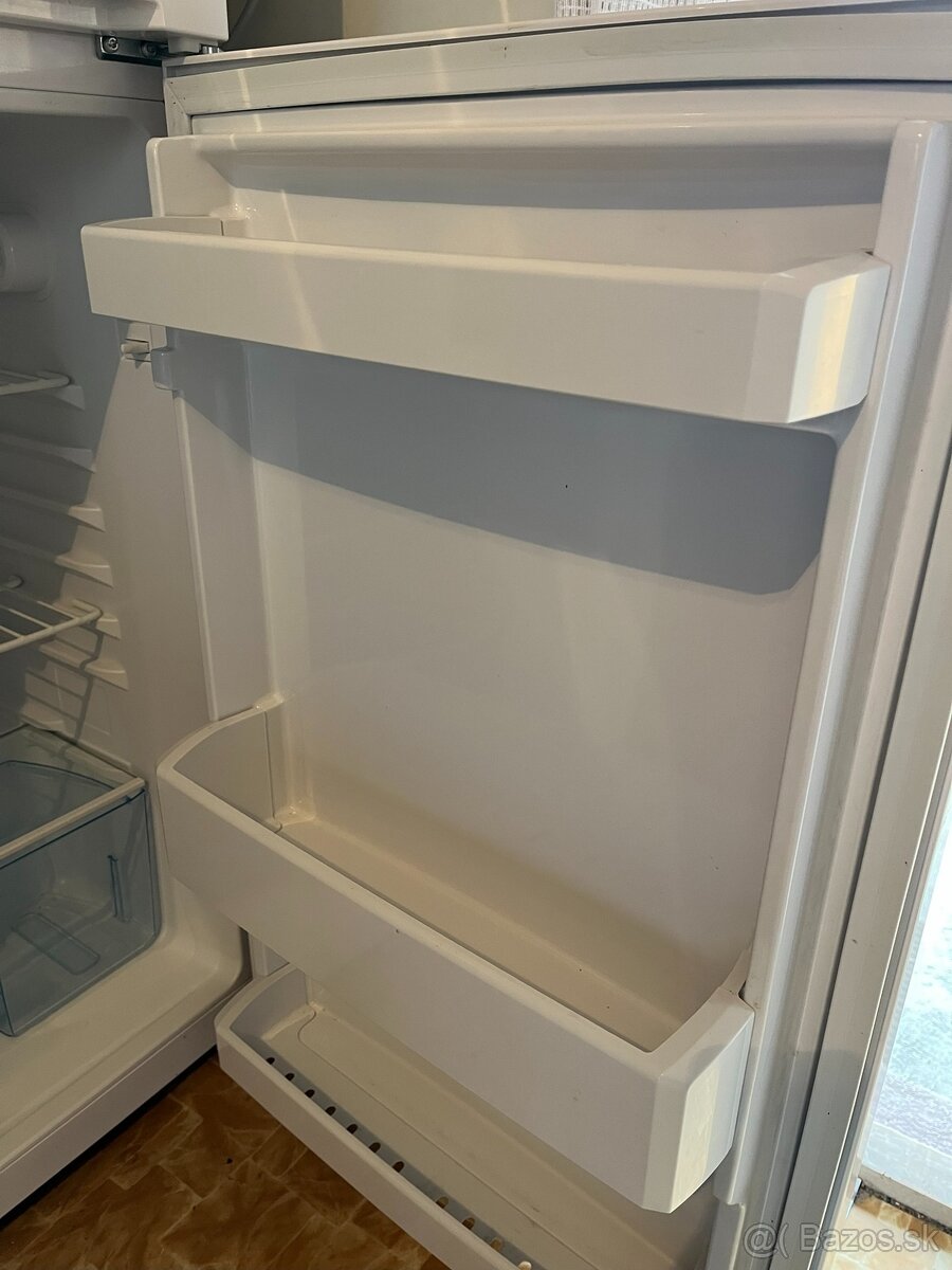 Kombinovaná chladnička - Beko - 4