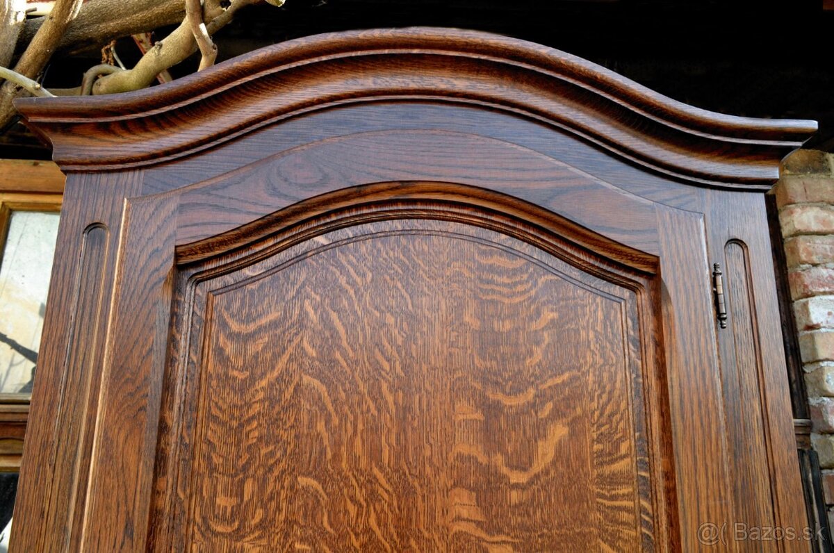 Skriňa z dubového dreva - 4