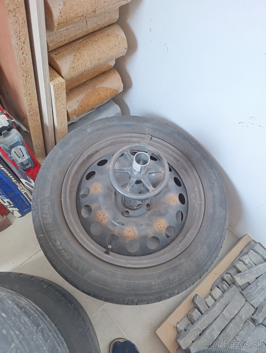 Plechové disky na R16 - 4