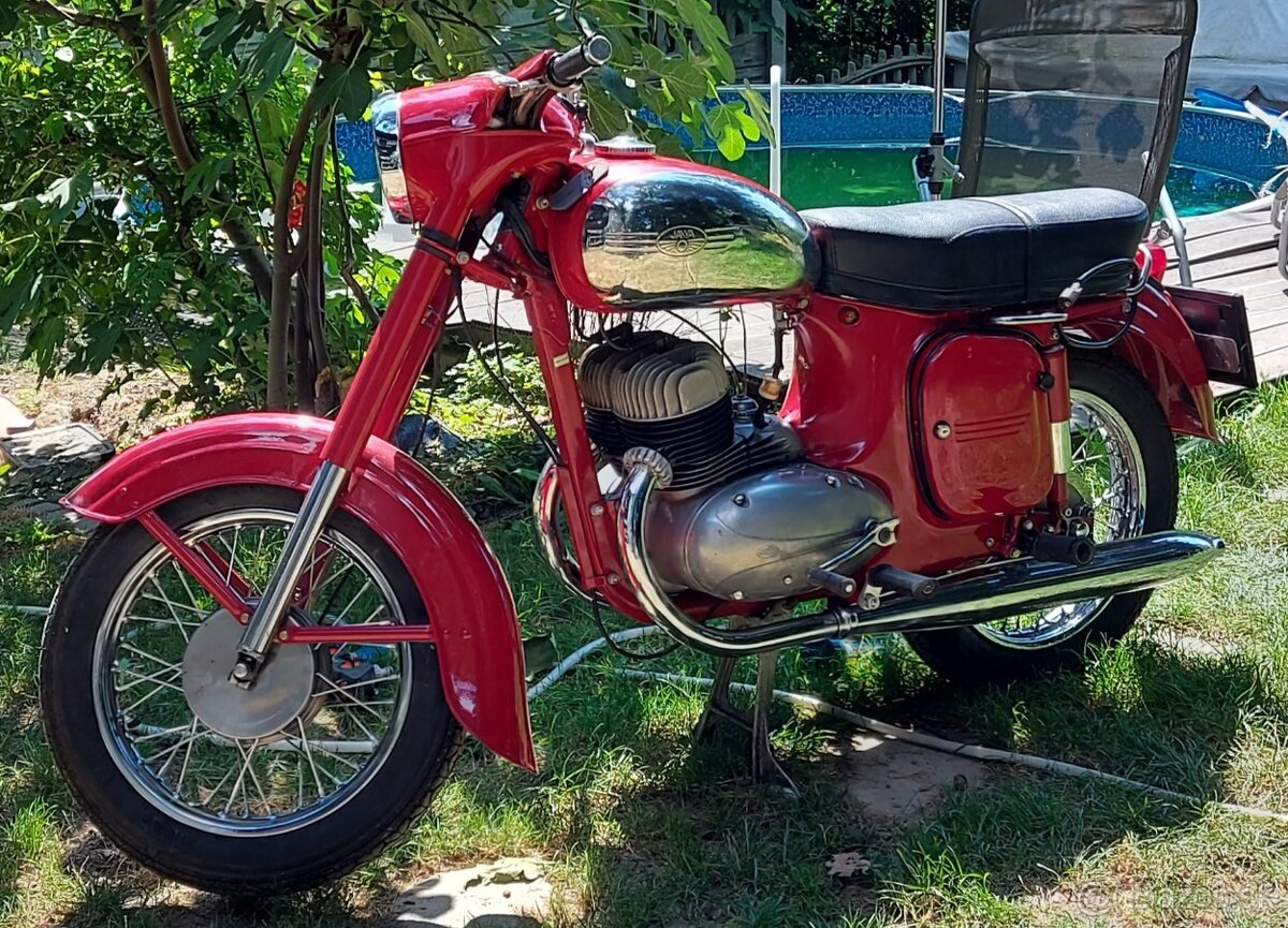 Jawa 350/360 - 4