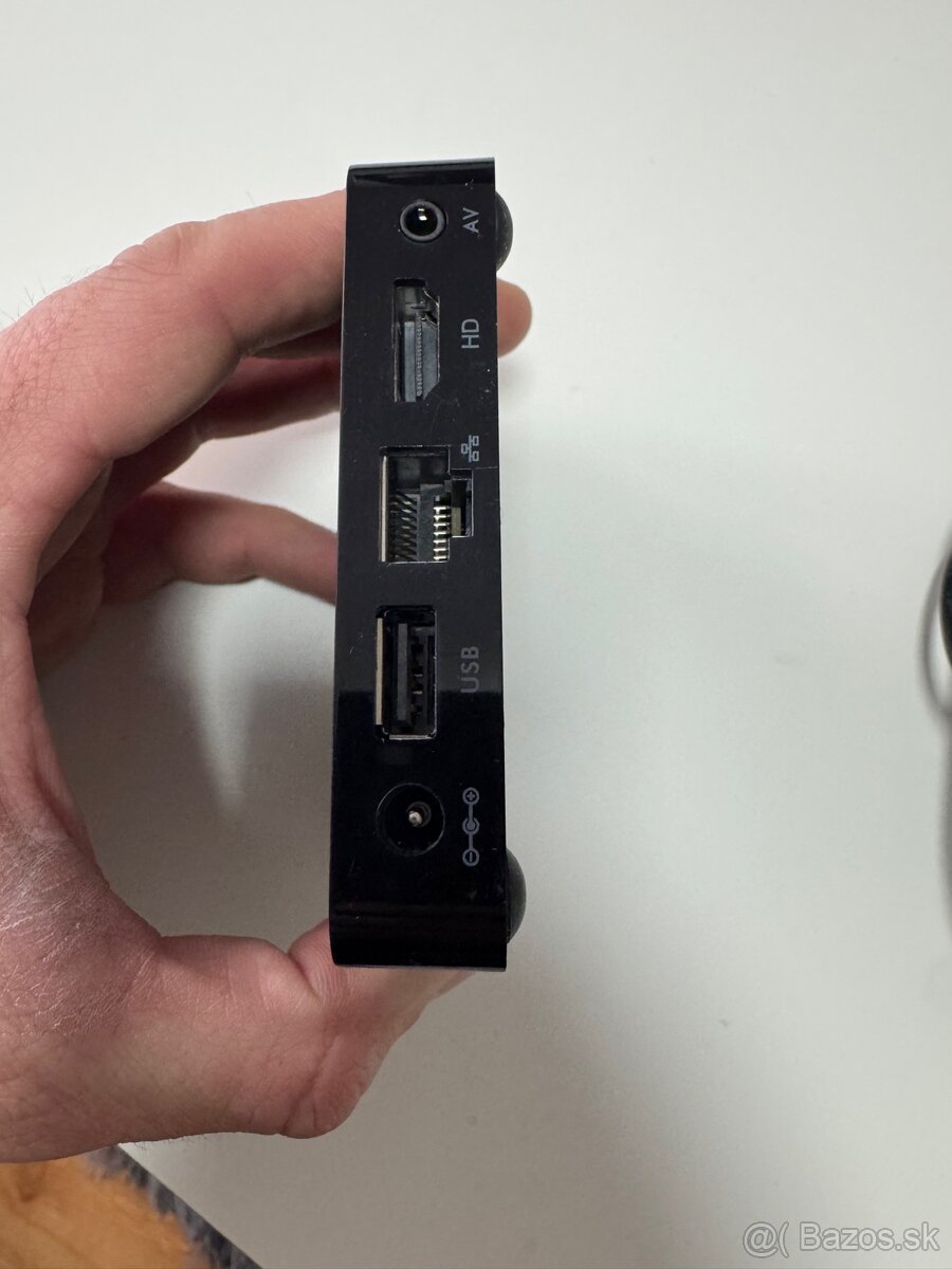 Android TV Box 4K + ovládač - 4