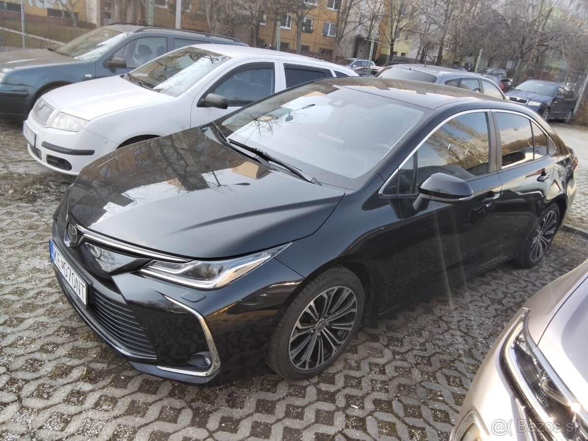 Toyota Corolla 1,5, 92kw, Style + Tech. - 4