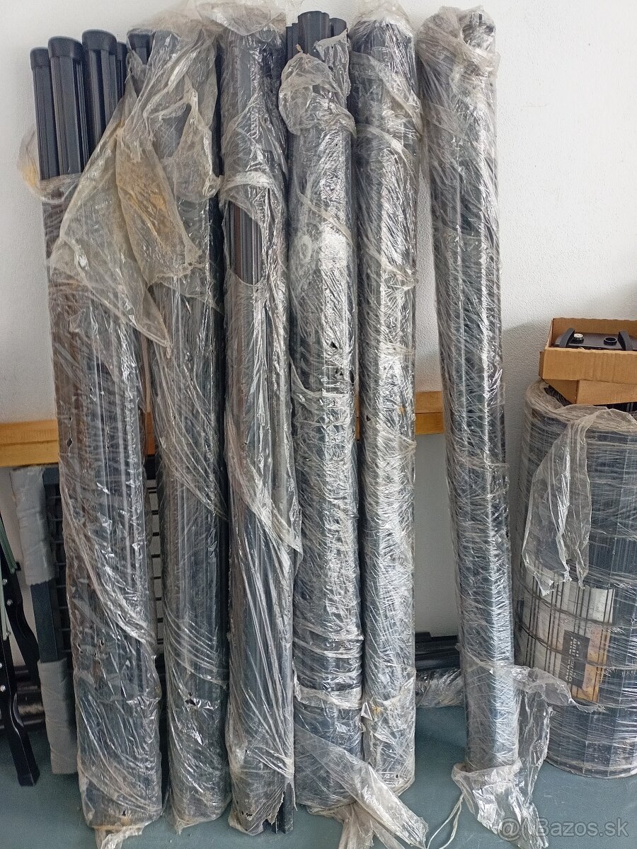 Sada pletivo, stĺpiky, bránky - 4