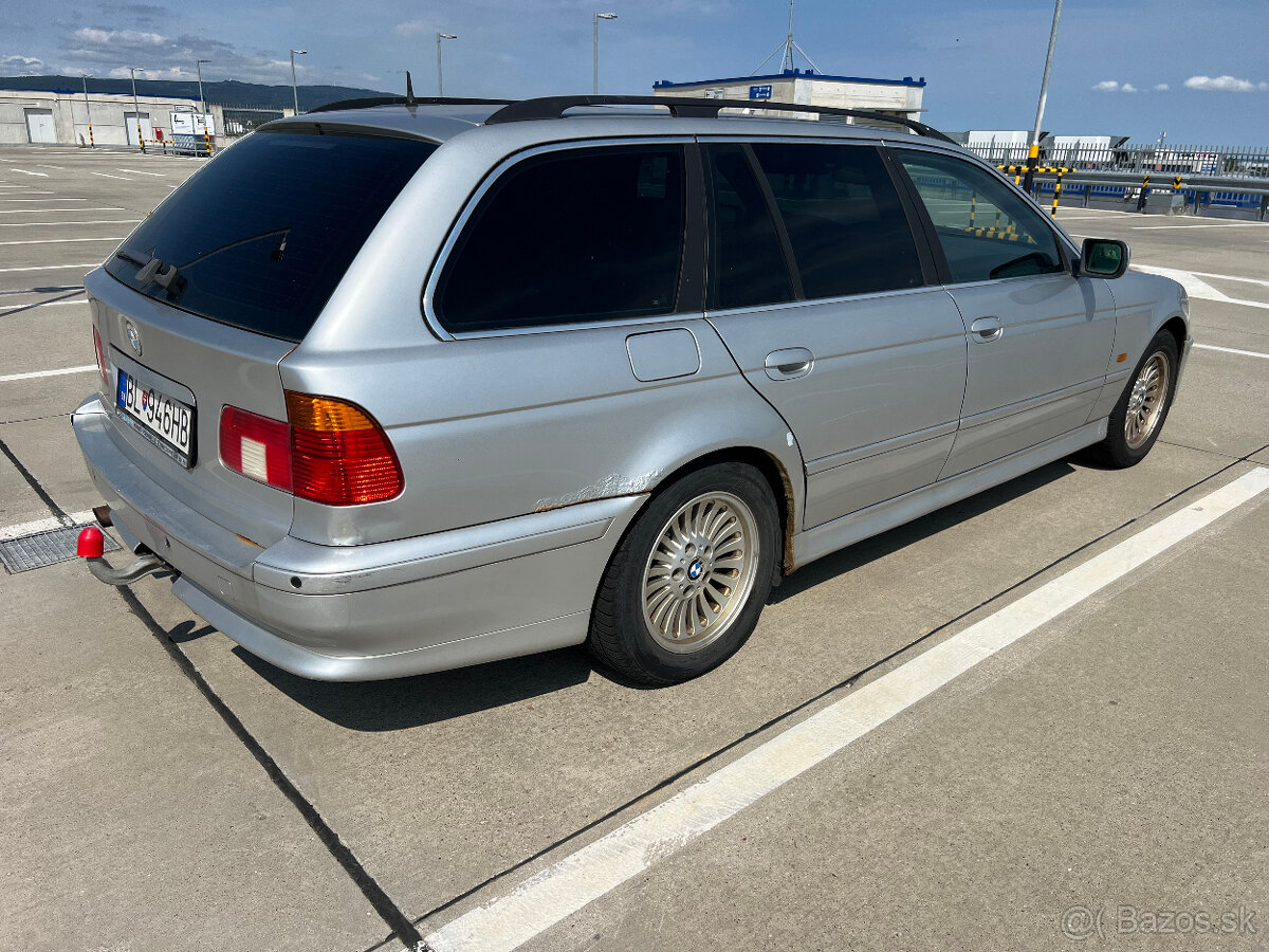 Predám BMW E39 520i touring v sériovom stave - 4