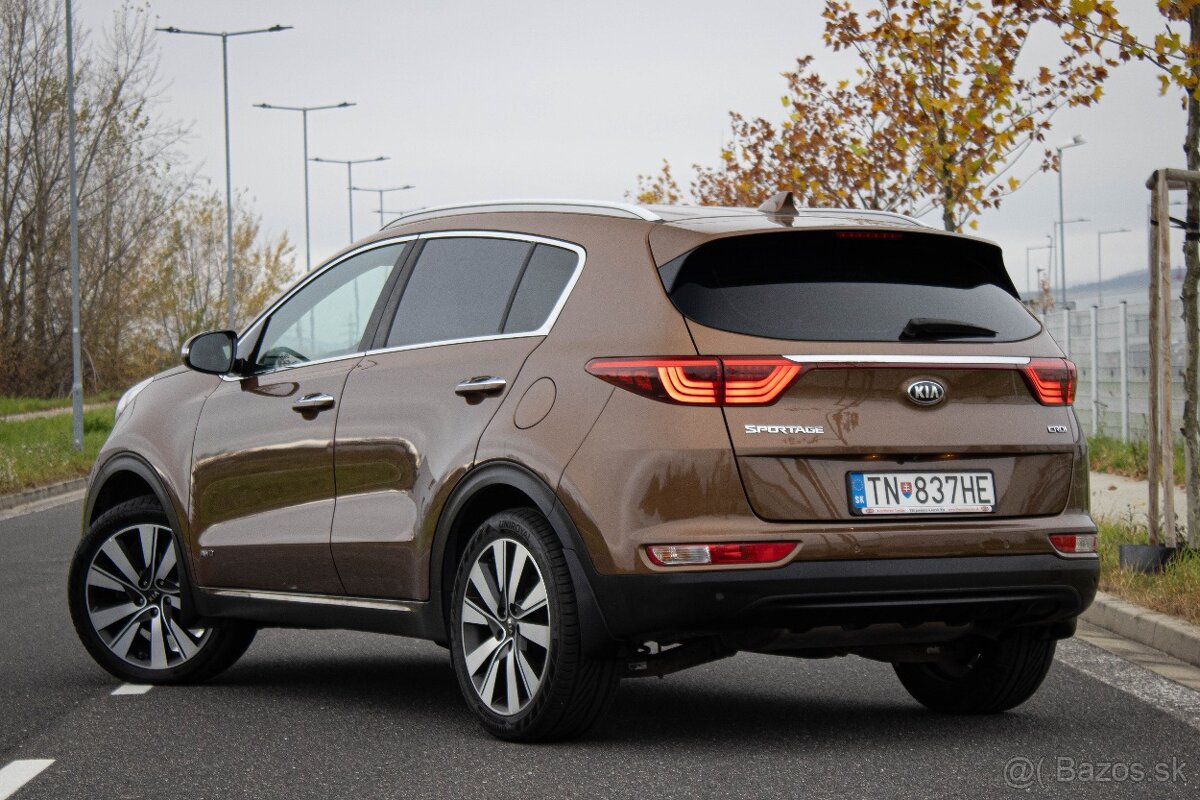 Kia Sportage 2.0 CRDi AWD M6 GOLD - 4