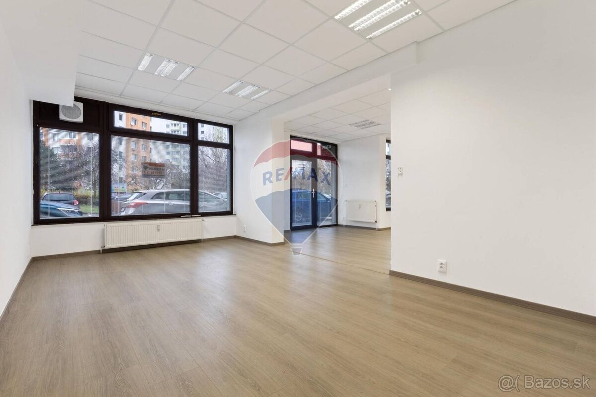 Prenájom nebytového priestoru v Senci, Turecká ul., centrum - 4