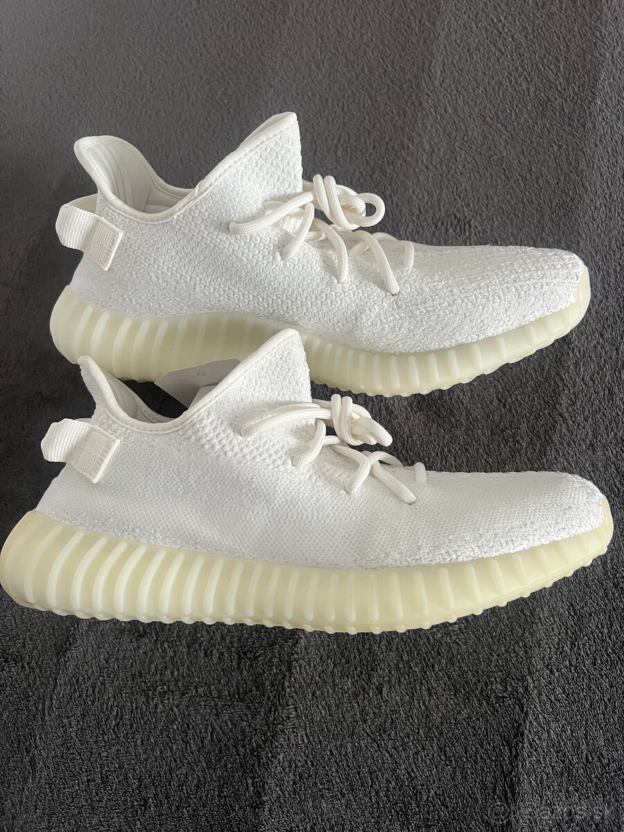 Adidas Yeezy Boost - 4