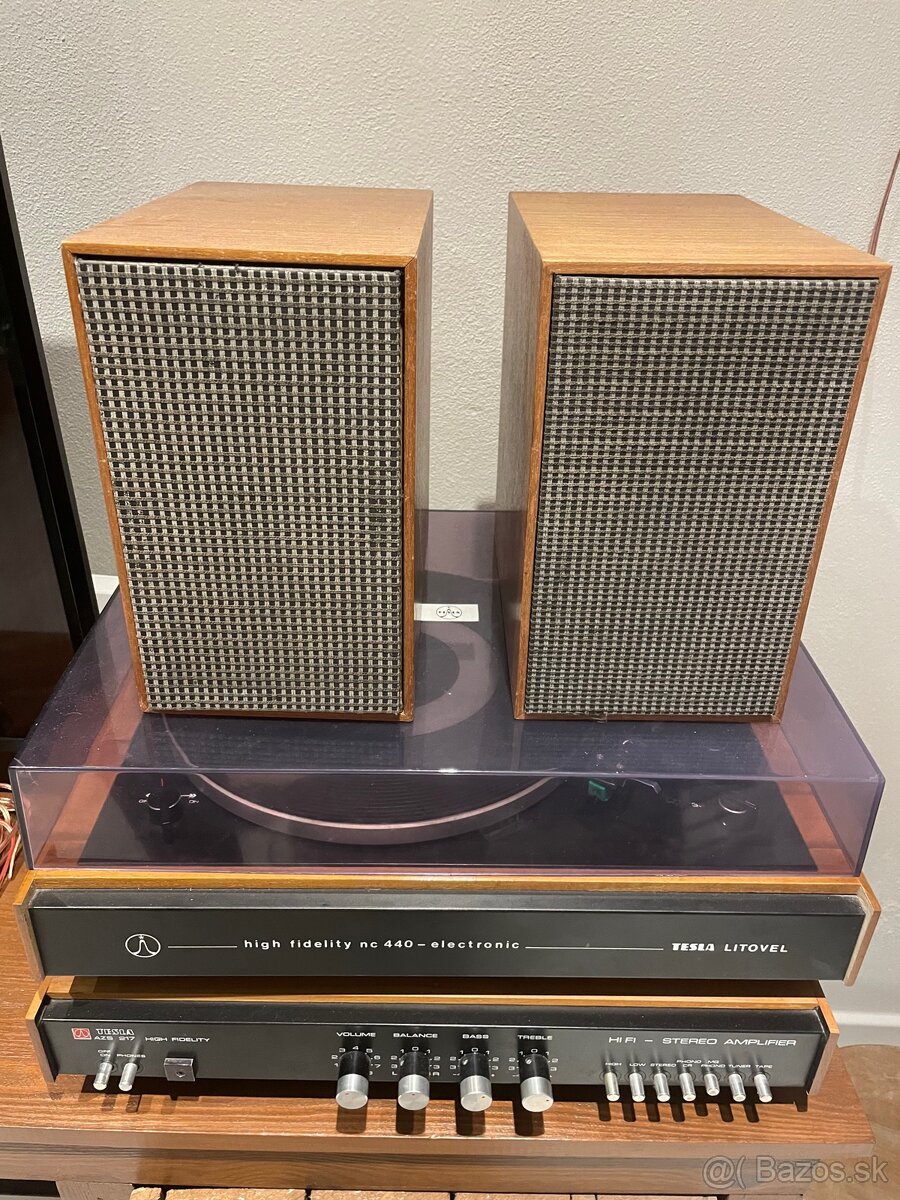 Gramofon Tesla NC440 - 4