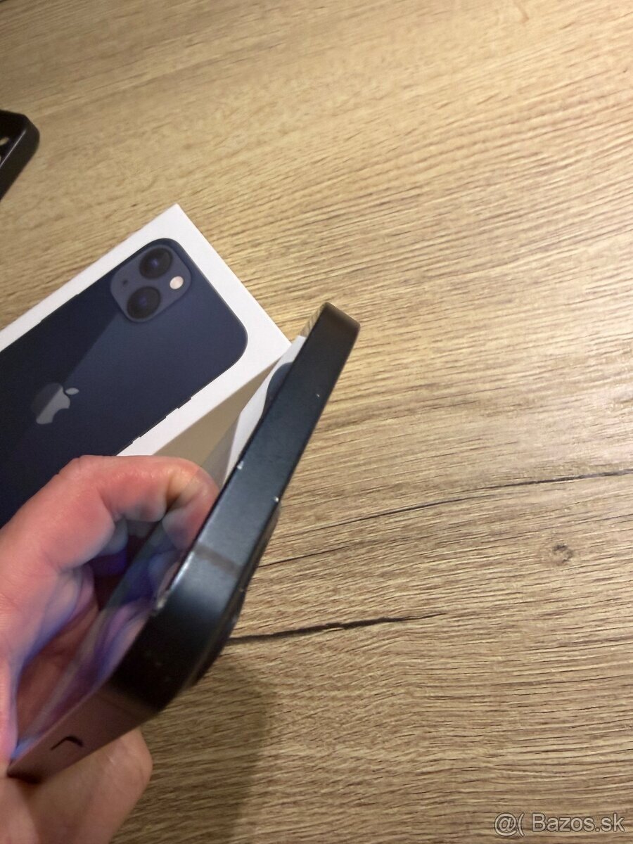 Iphone 13 Black - 128 gb - 4