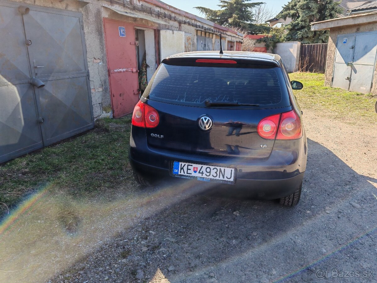 Volkswagen golf V 1.6 16 V - 4