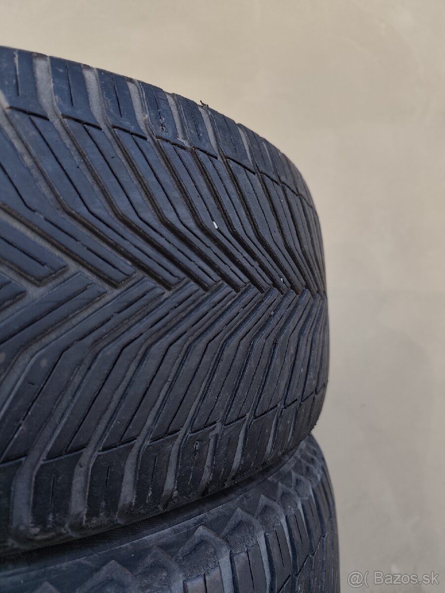 245/40R19 Celoročné Michelin DOT4123 - 4