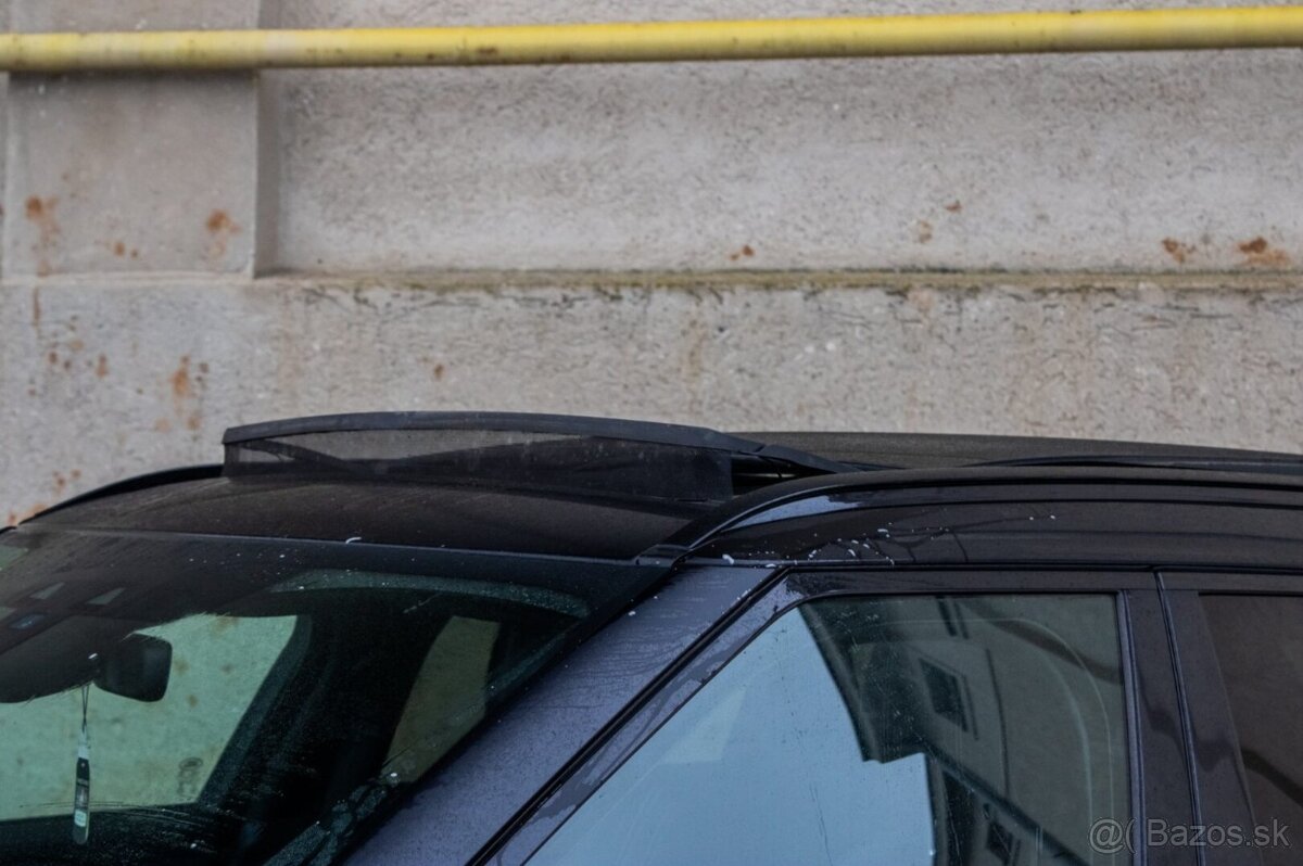 Land Rover Range Rover Velar 2.0D .TD4 R-Dynamic HSE - 4