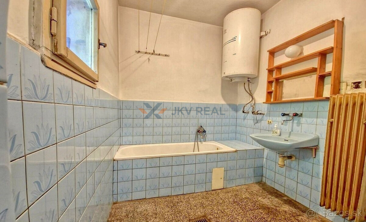 Veľký rodinný dom BOJNICE - viac možností využitia - 4